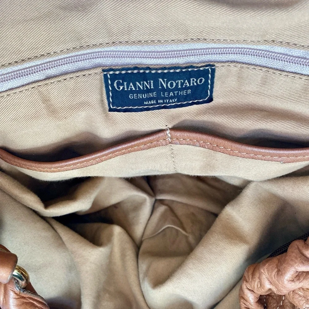 💥Gianni Notaro Made in Italy Hobo Bag💥 - Picture 9 of 10